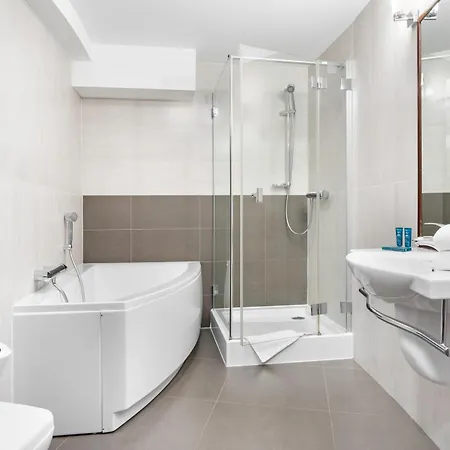 Olympic & Wellness 4*